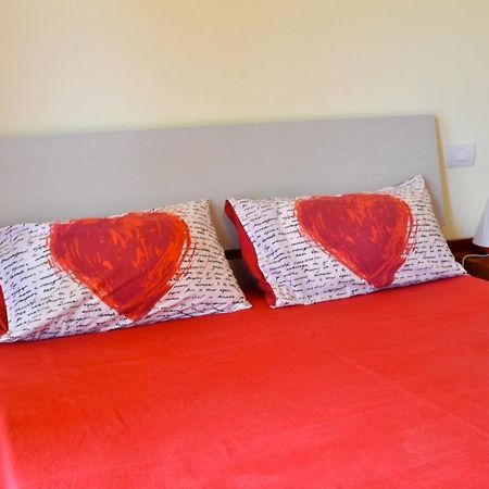 B&B Sotto Le Stelle Фано Екстер'єр фото