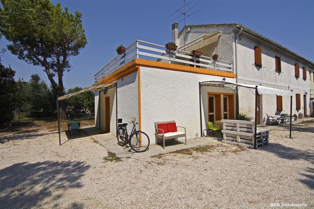 B&B Sotto Le Stelle Фано Екстер'єр фото