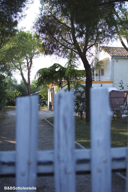 B&B Sotto Le Stelle Фано Екстер'єр фото