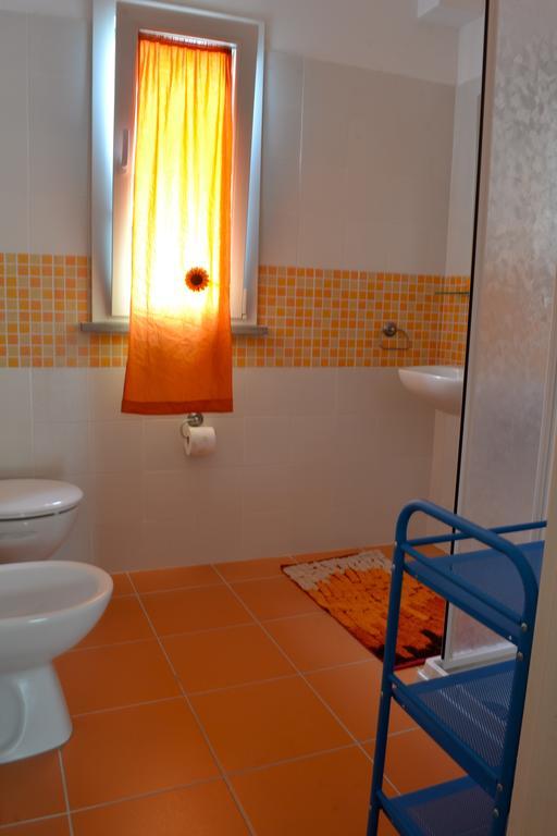 B&B Sotto Le Stelle Фано Екстер'єр фото