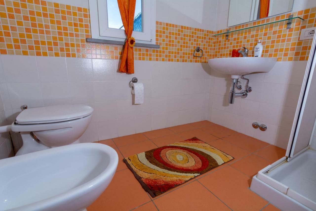 B&B Sotto Le Stelle Фано Екстер'єр фото